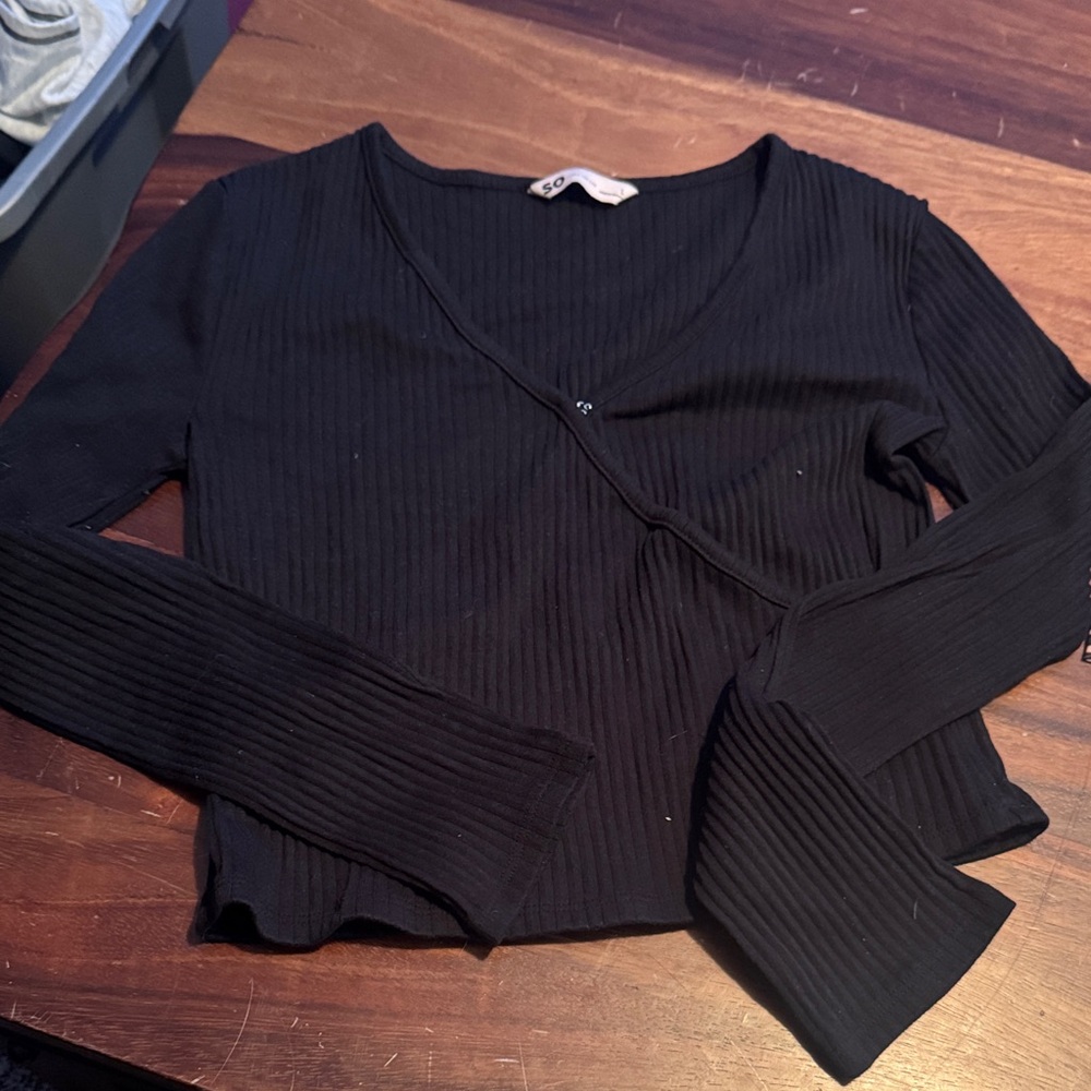 SO Black Ribbed V-Neck Top